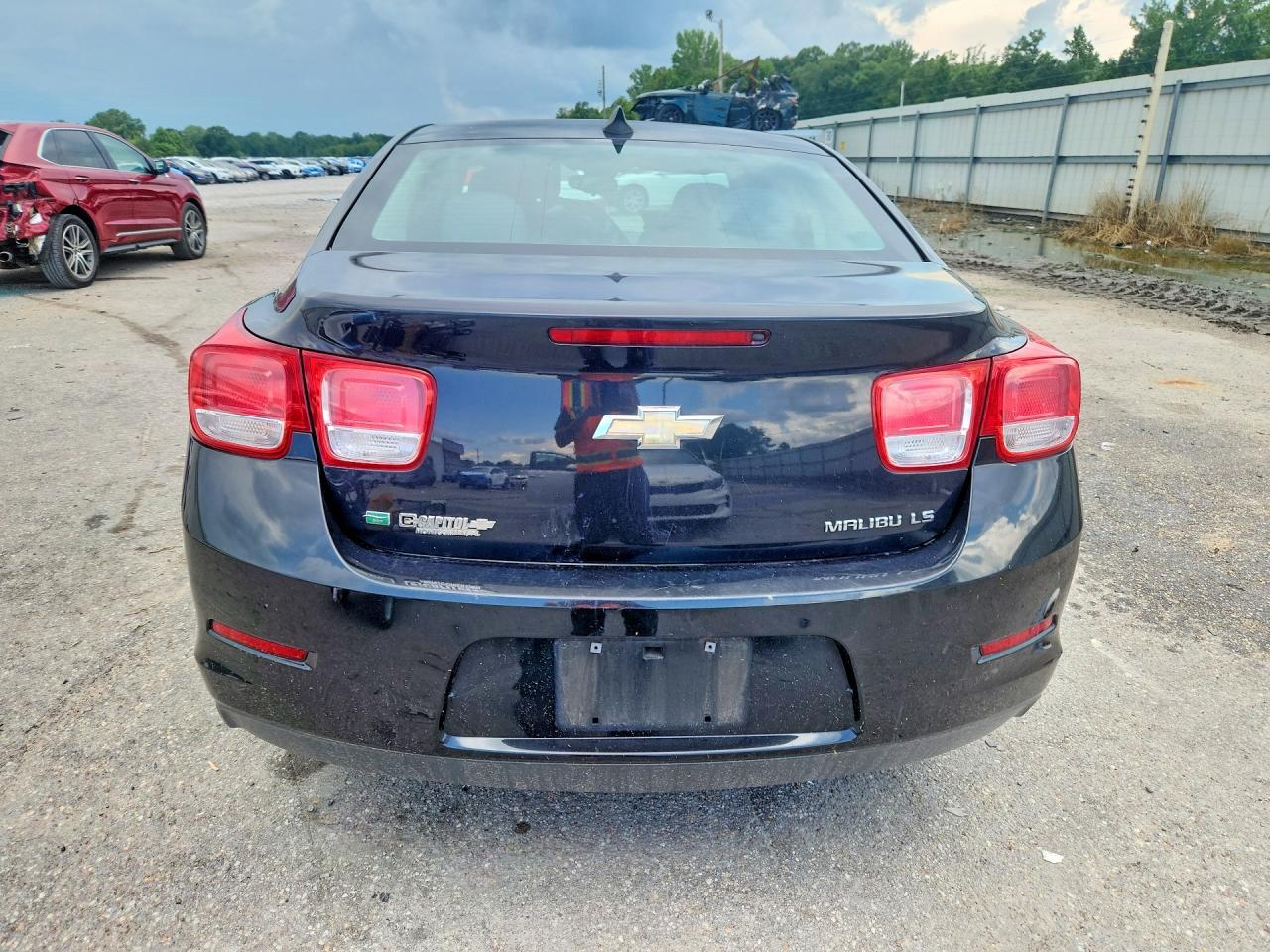 2015 Chevrolet Malibu Ls Black vin: 1G11B5SL6FF330629