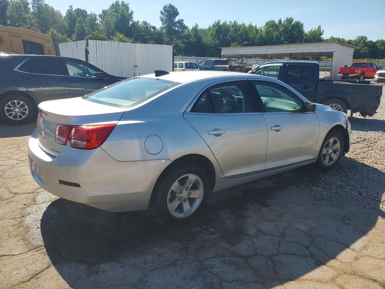 2015 Chevrolet Malibu Ls Silver vin: 1G11B5SL6FF347883