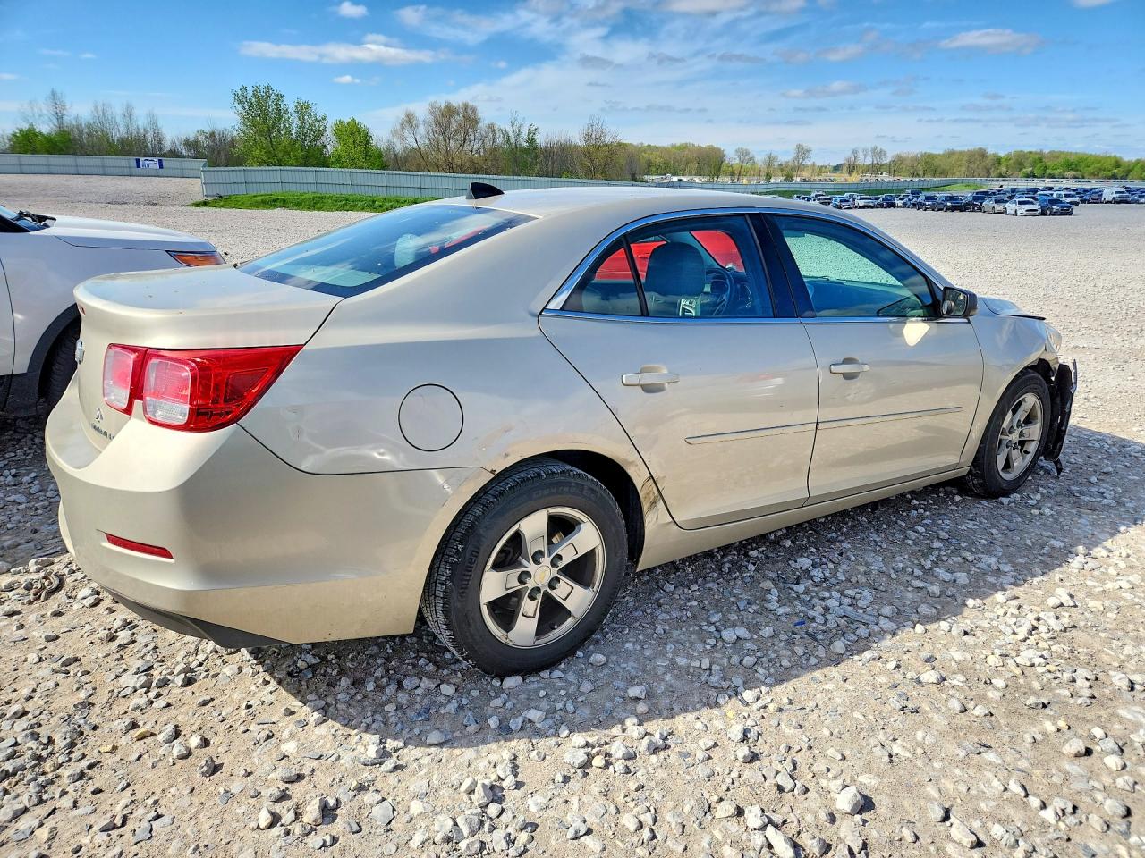 2014 Chevrolet Malibu Ls Tan vin: 1G11B5SL7EF111578