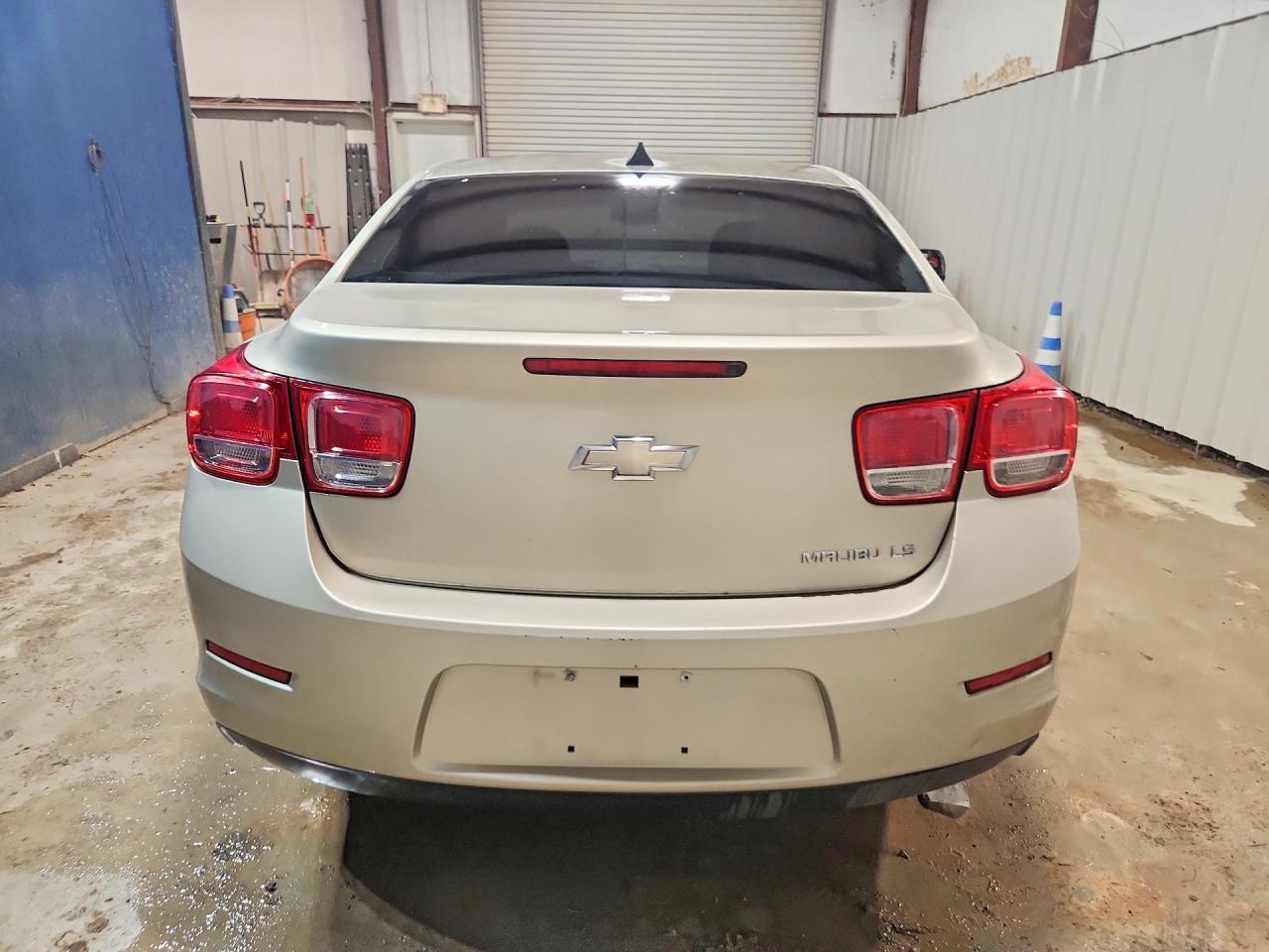 2014 Chevrolet Malibu Ls Silver vin: 1G11B5SL7EF118434