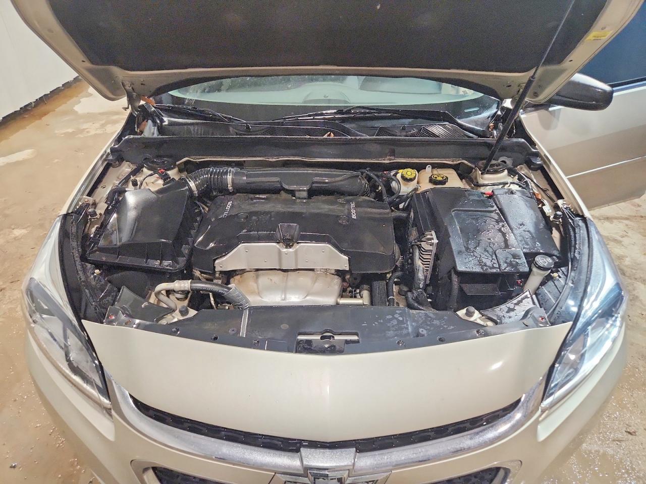 2014 Chevrolet Malibu Ls Silver vin: 1G11B5SL7EF118434