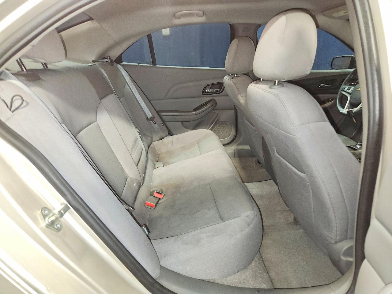2014 Chevrolet Malibu Ls Silver vin: 1G11B5SL7EF118434