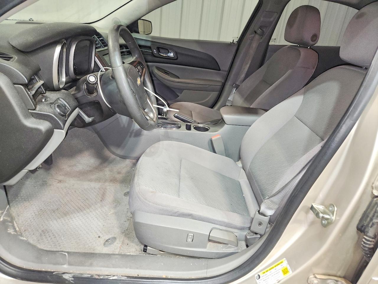 2014 Chevrolet Malibu Ls Silver vin: 1G11B5SL7EF118434