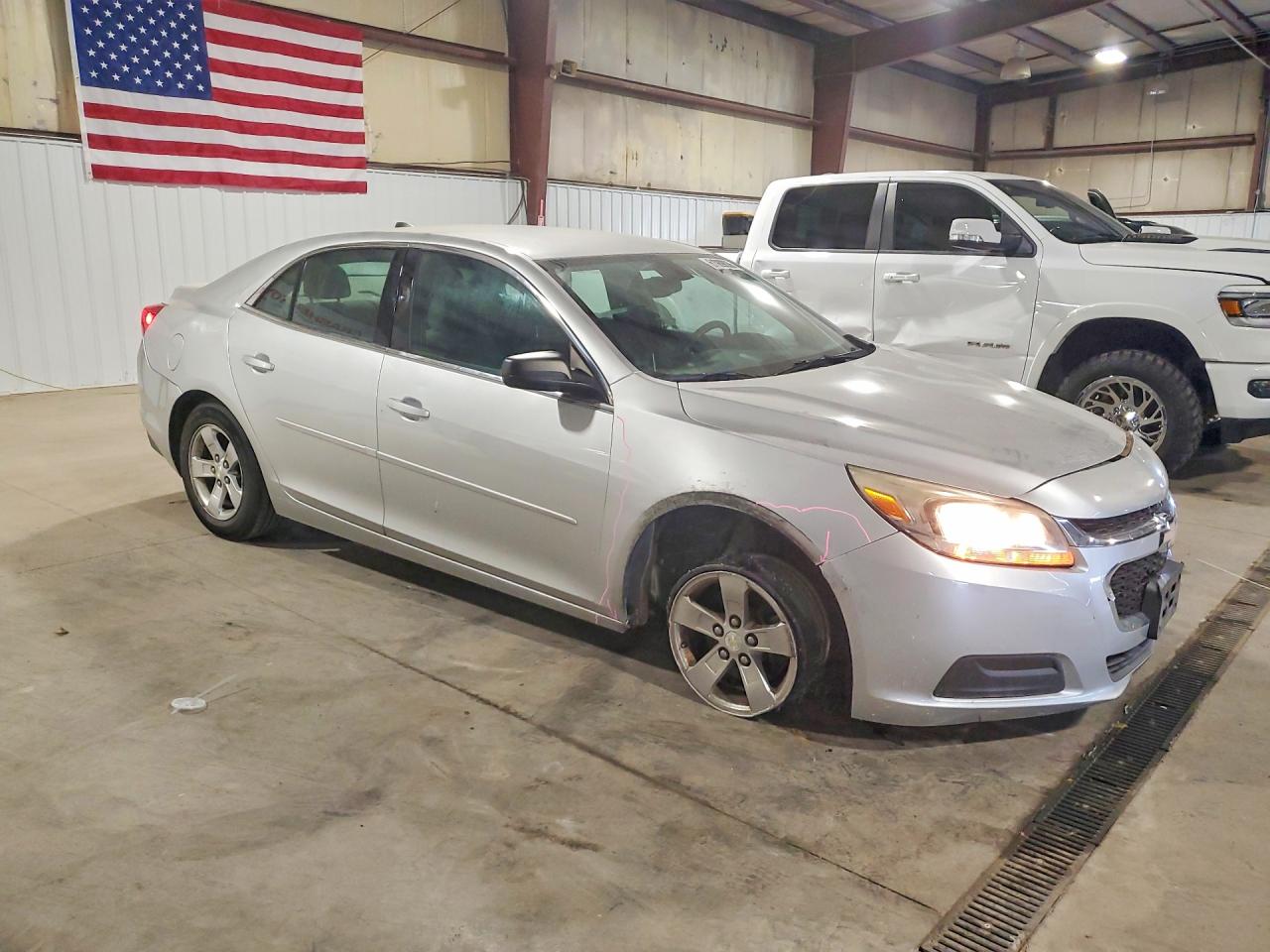 2014 Chevrolet Malibu Ls Серебряный vin: 1G11B5SL7EF214919