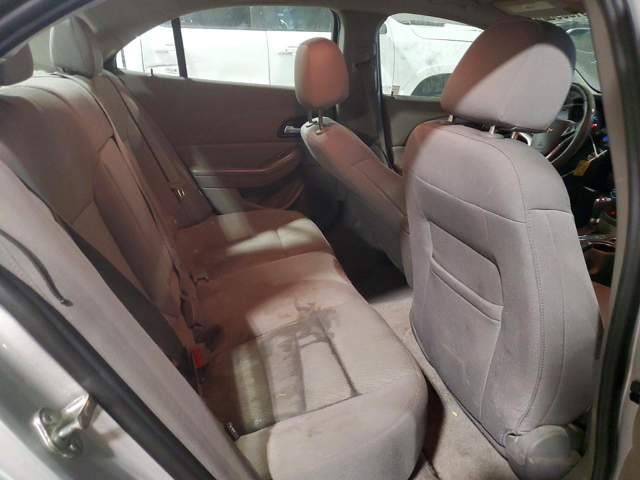 2014 Chevrolet Malibu Ls Серебряный vin: 1G11B5SL7EF214919