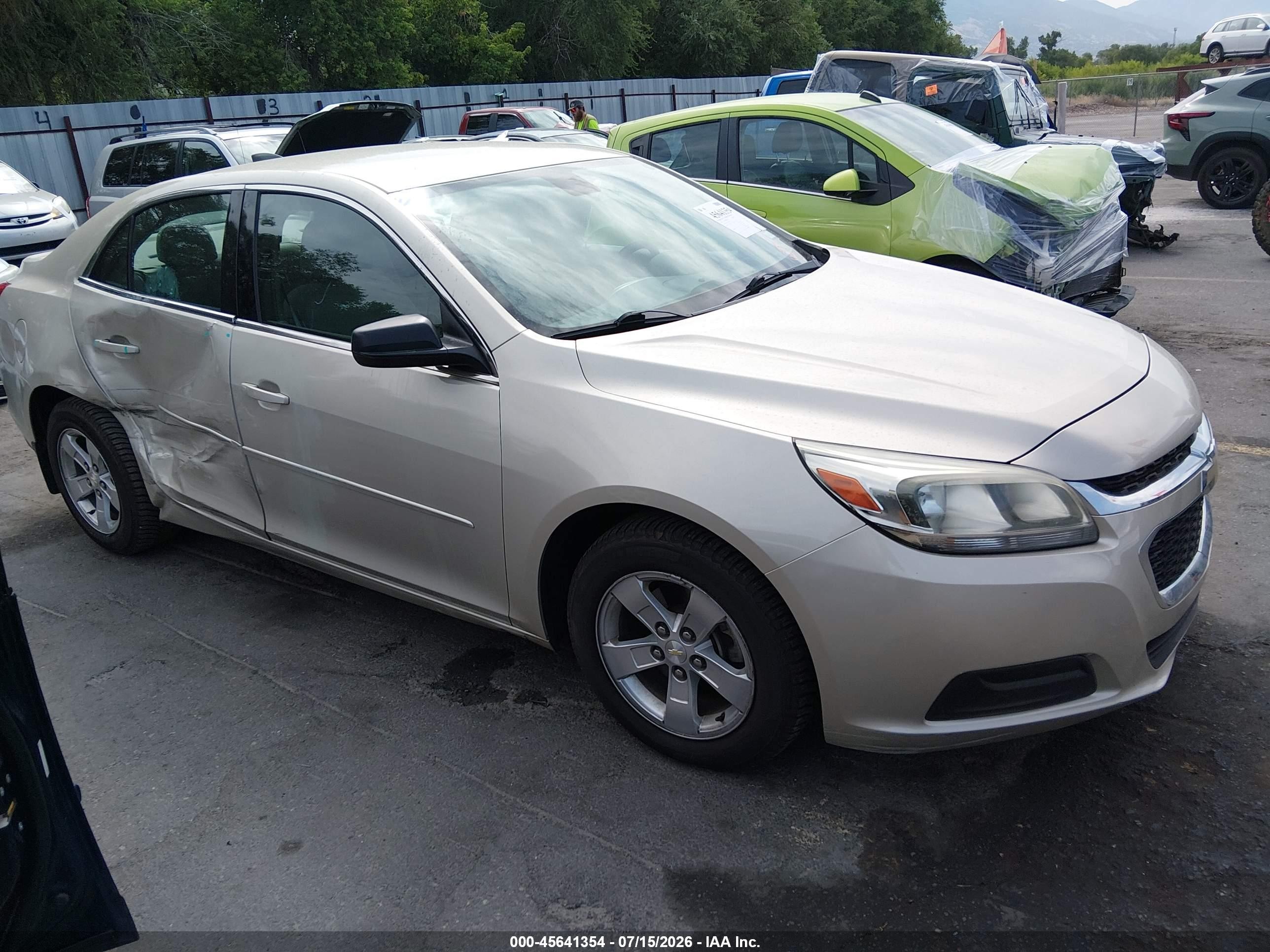 2015 Chevrolet Malibu Ls Gold vin: 1G11B5SL7FF134375