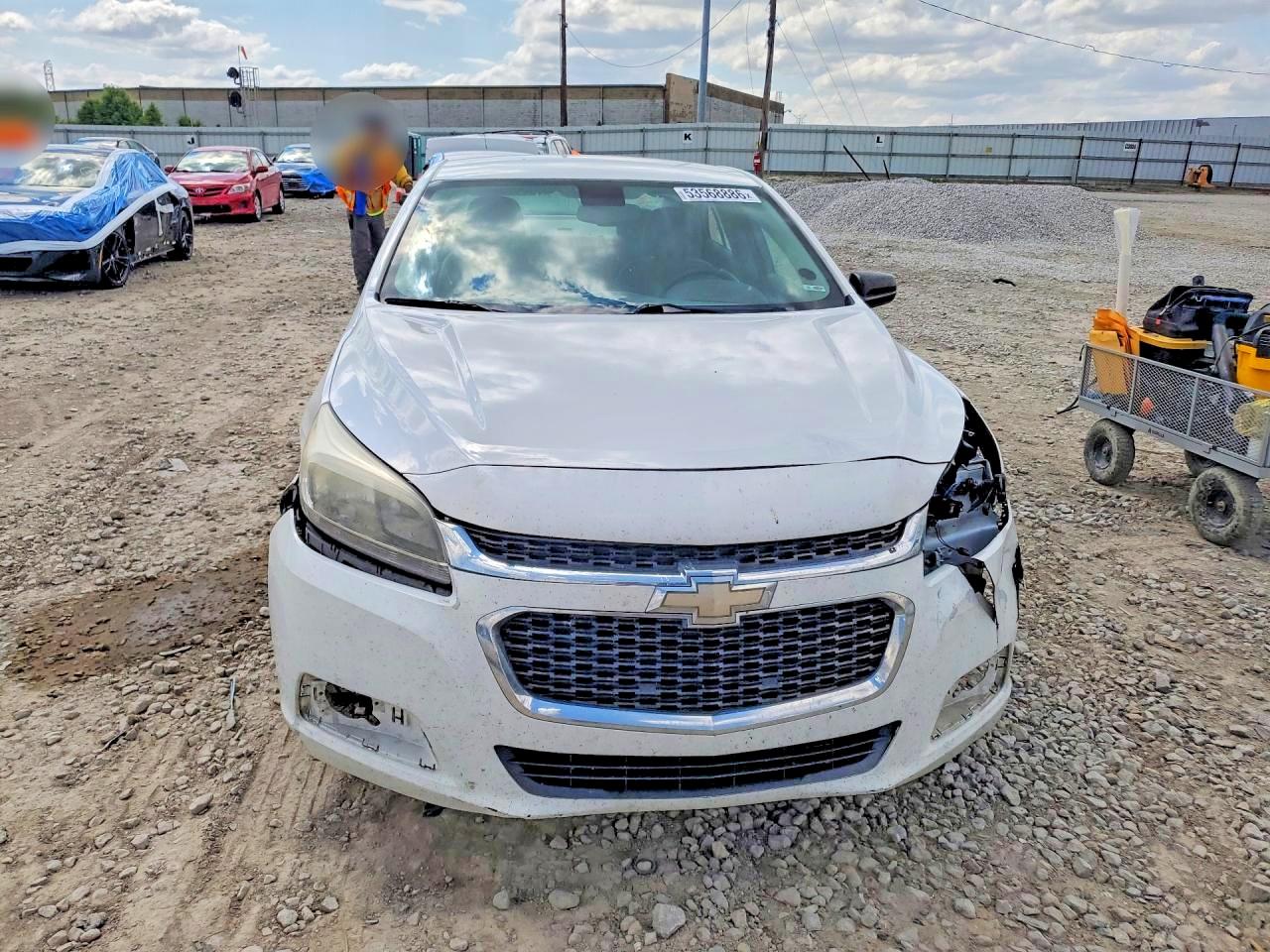 2015 Chevrolet Malibu Ls White vin: 1G11B5SL7FF302192
