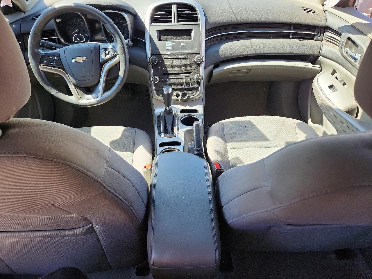 2015 Chevrolet Malibu Ls Серебряный vin: 1G11B5SL7FU130001