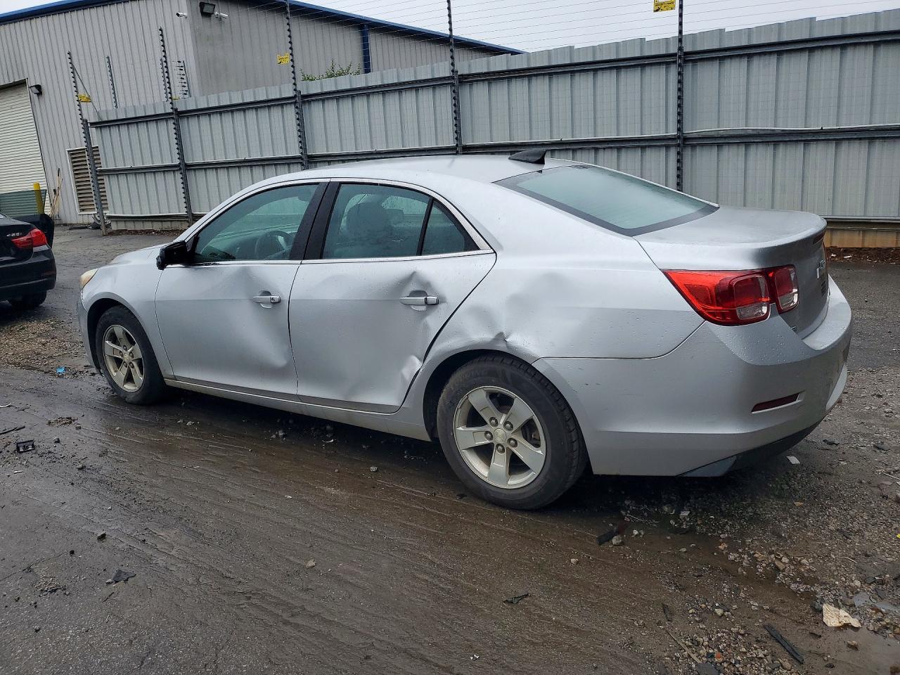 2015 Chevrolet Malibu Ls Silver vin: 1G11B5SL7FU150927