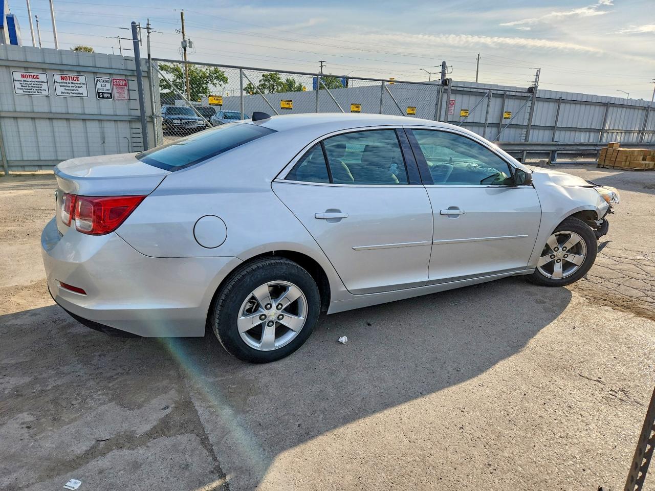 2014 Chevrolet Malibu Ls Silver vin: 1G11B5SL8EF117633