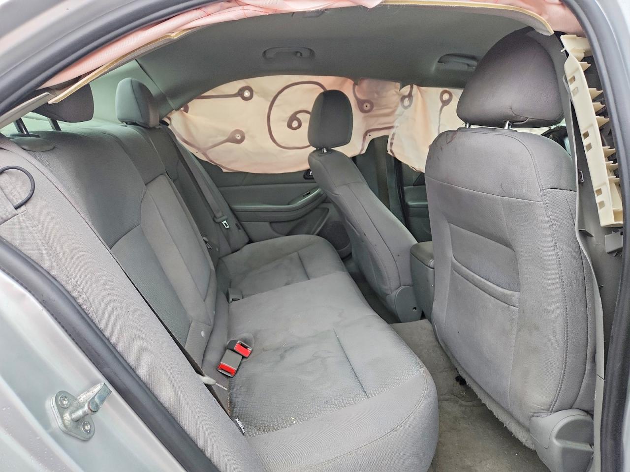 2014 Chevrolet Malibu Ls Silver vin: 1G11B5SL8EF289936