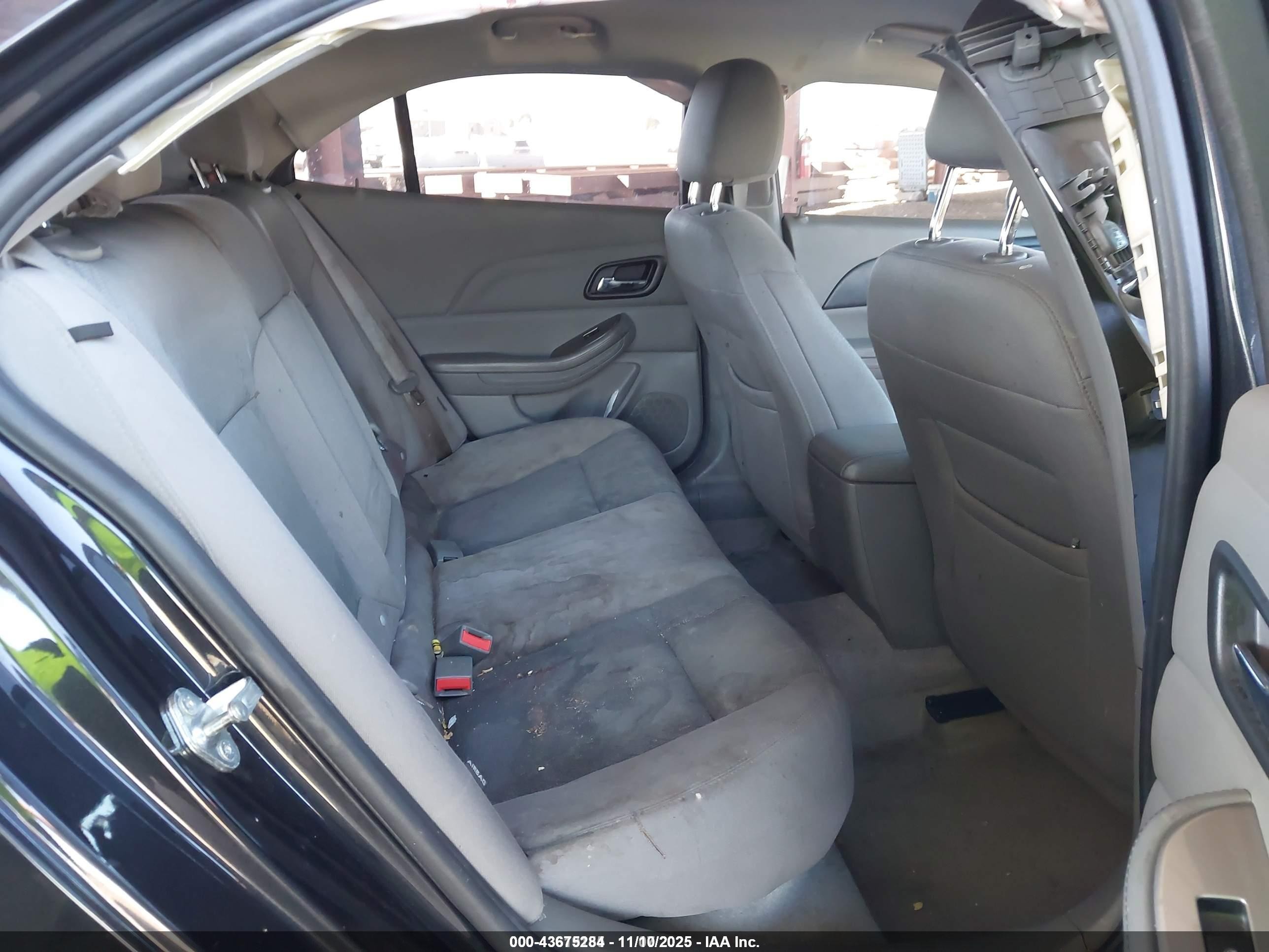 2015 Chevrolet Malibu Ls Black vin: 1G11B5SL8FF112272