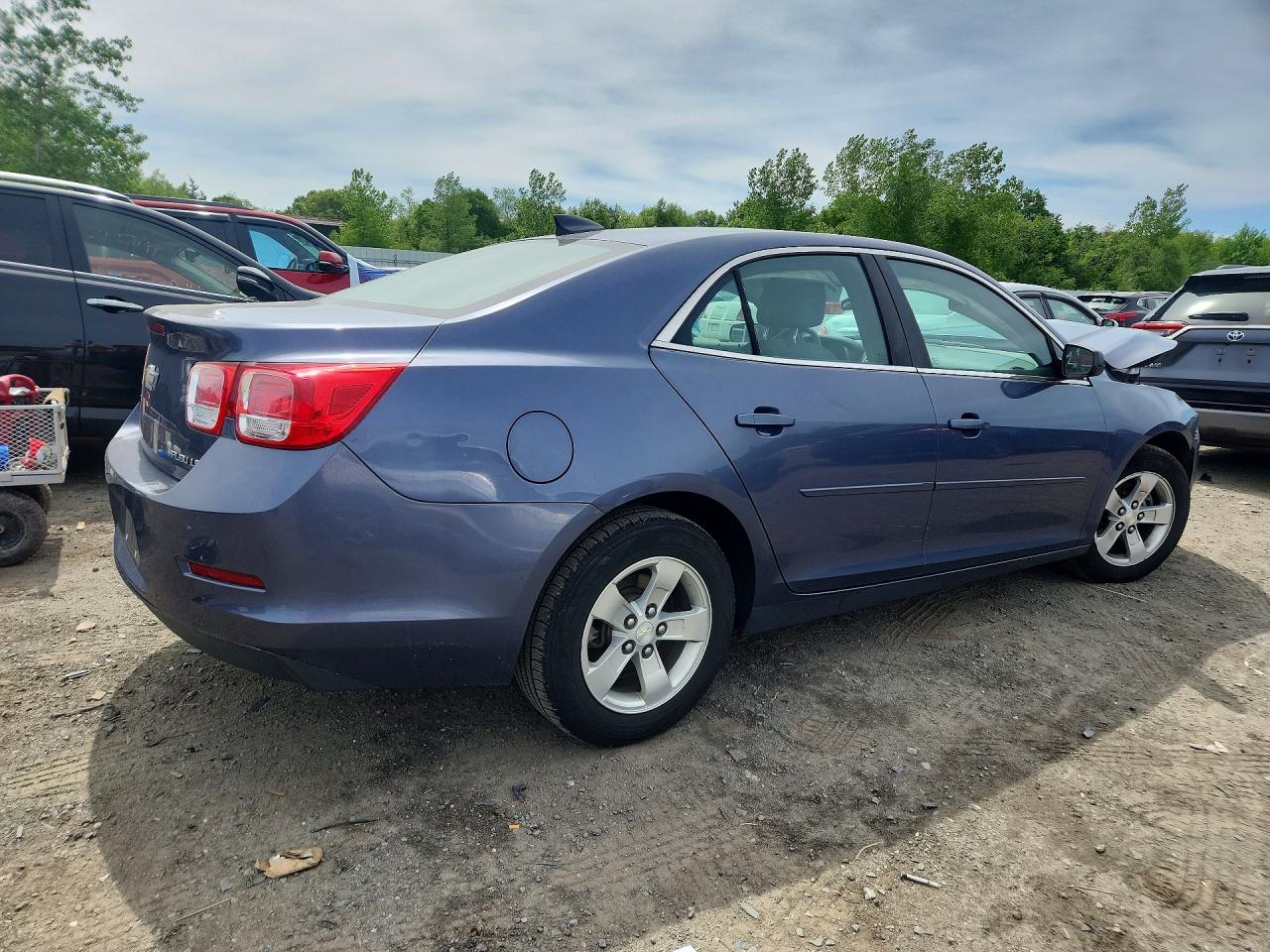 2015 Chevrolet Malibu Ls Blue vin: 1G11B5SL8FF189417