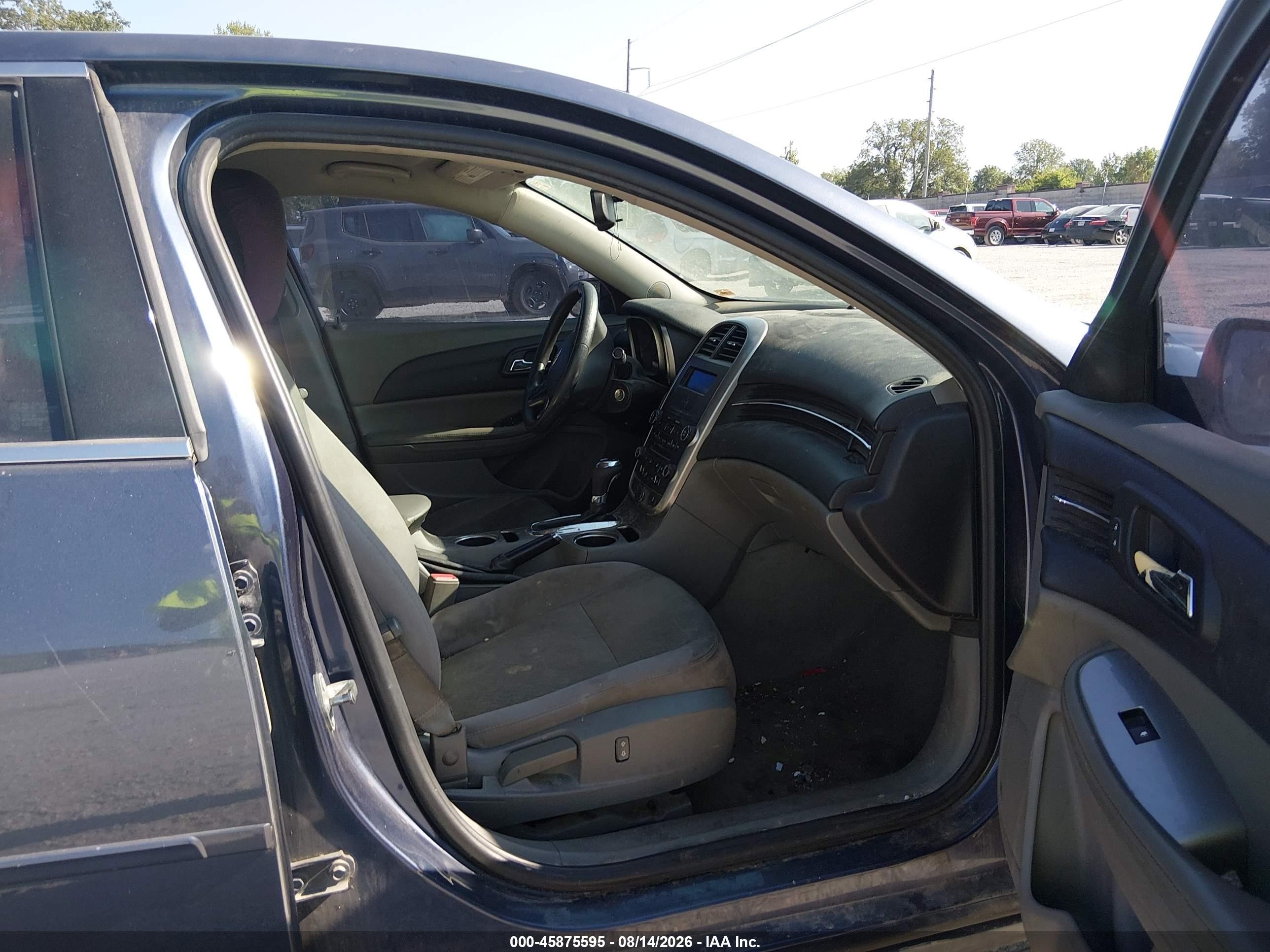 2015 Chevrolet Malibu Ls Blue vin: 1G11B5SL8FF221539