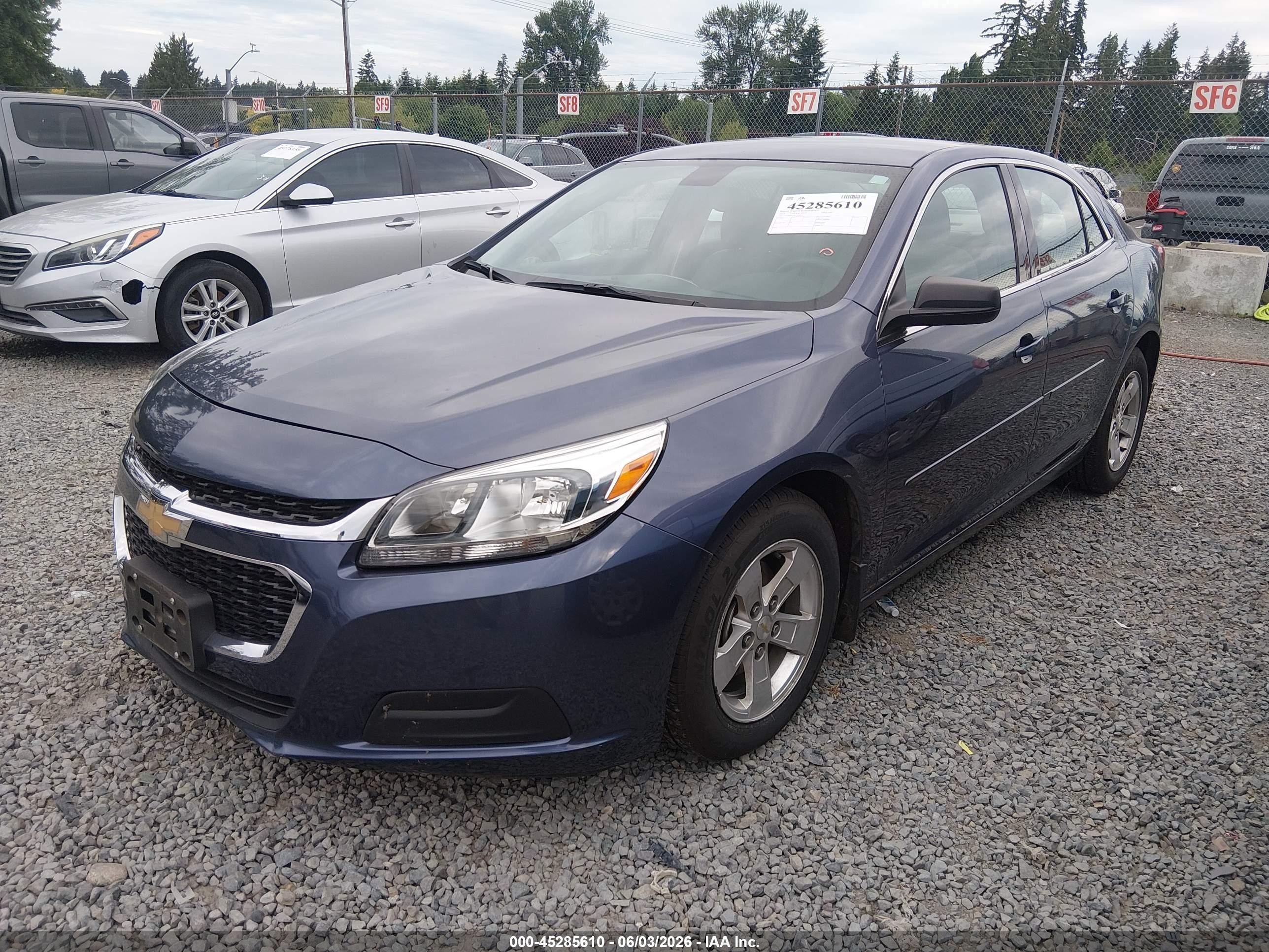 2015 Chevrolet Malibu Ls Синий vin: 1G11B5SL8FF256811