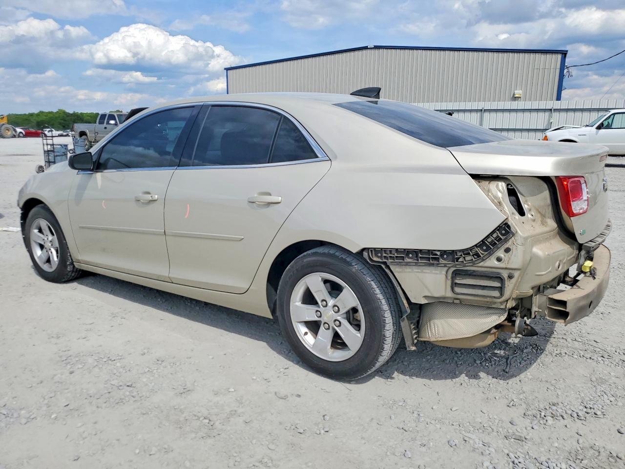 2015 Chevrolet Malibu Ls Cream vin: 1G11B5SL8FF309345