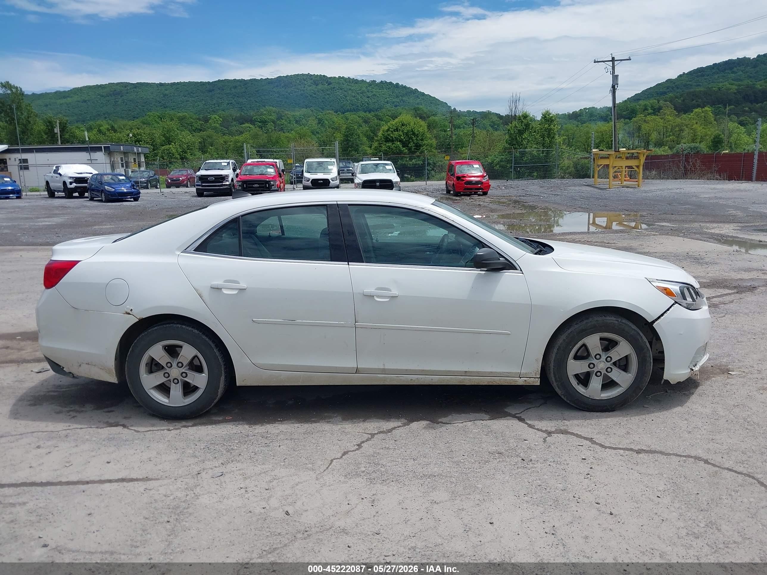 2014 Chevrolet Malibu 1ls White vin: 1G11B5SL9EF147255