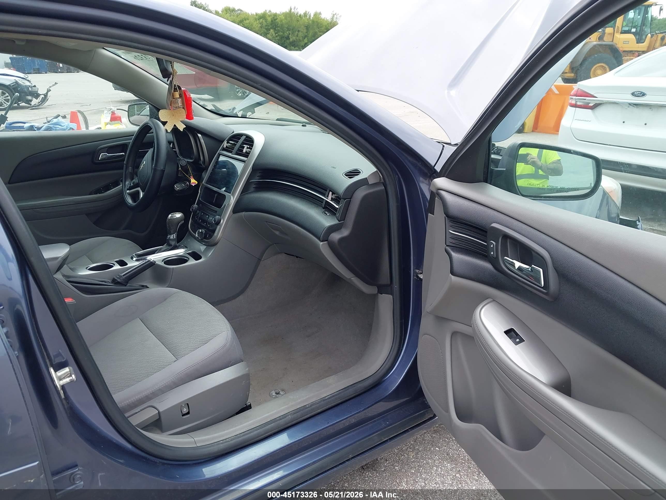 2014 Chevrolet Malibu 1ls Dark Blue vin: 1G11B5SL9EF191918