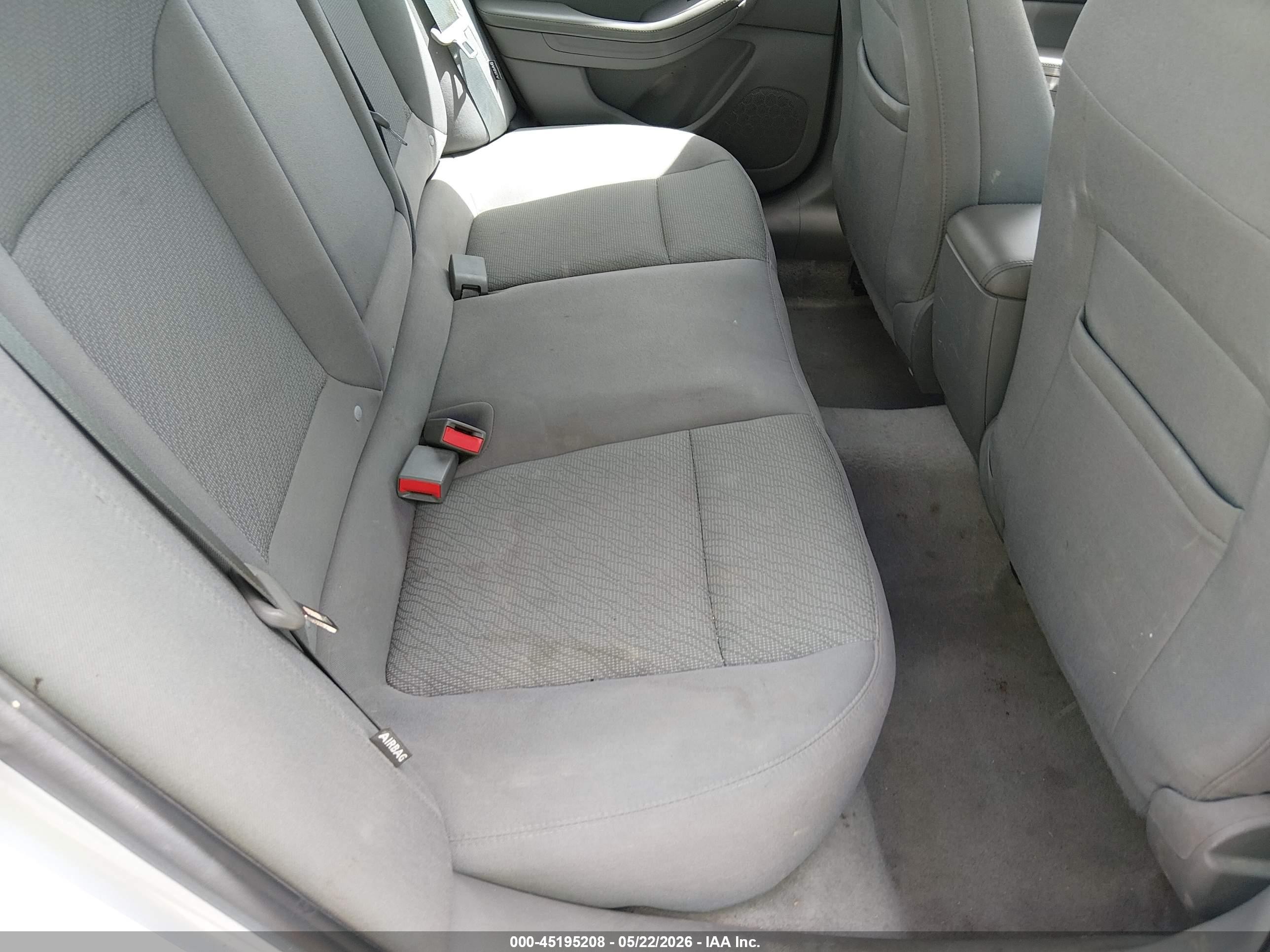2014 Chevrolet Malibu 1ls Silver vin: 1G11B5SL9EF196598