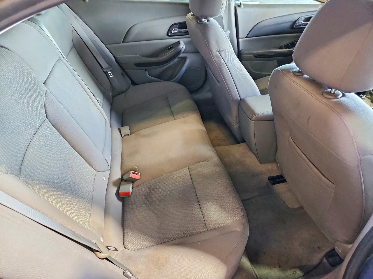 2014 Chevrolet Malibu Ls Blue vin: 1G11B5SL9EF208684