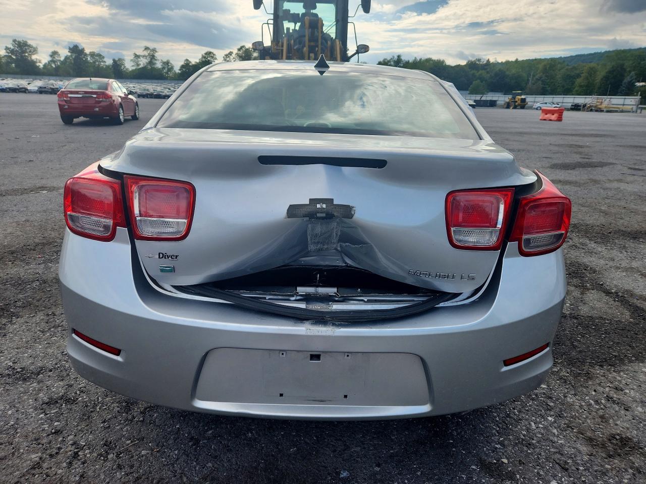 2014 Chevrolet Malibu Ls Silver vin: 1G11B5SL9EF238686