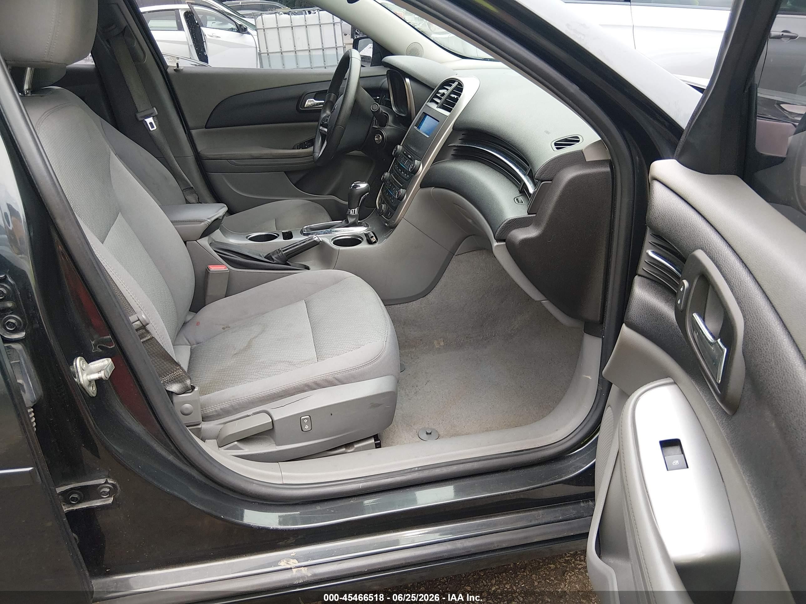2015 Chevrolet Malibu Ls Black vin: 1G11B5SL9FF101782