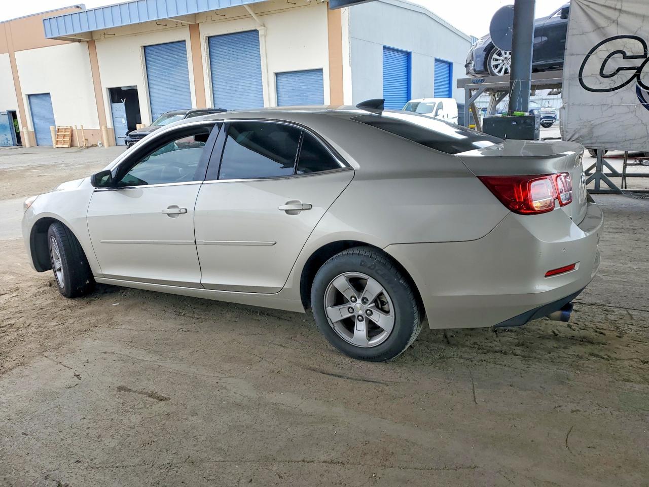 2015 Chevrolet Malibu Ls Beige vin: 1G11B5SL9FF200196
