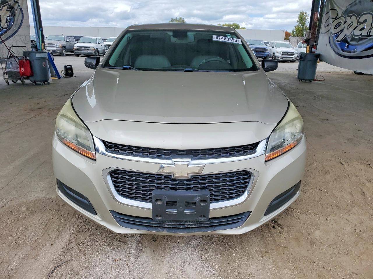 2015 Chevrolet Malibu Ls Beige vin: 1G11B5SL9FF200196