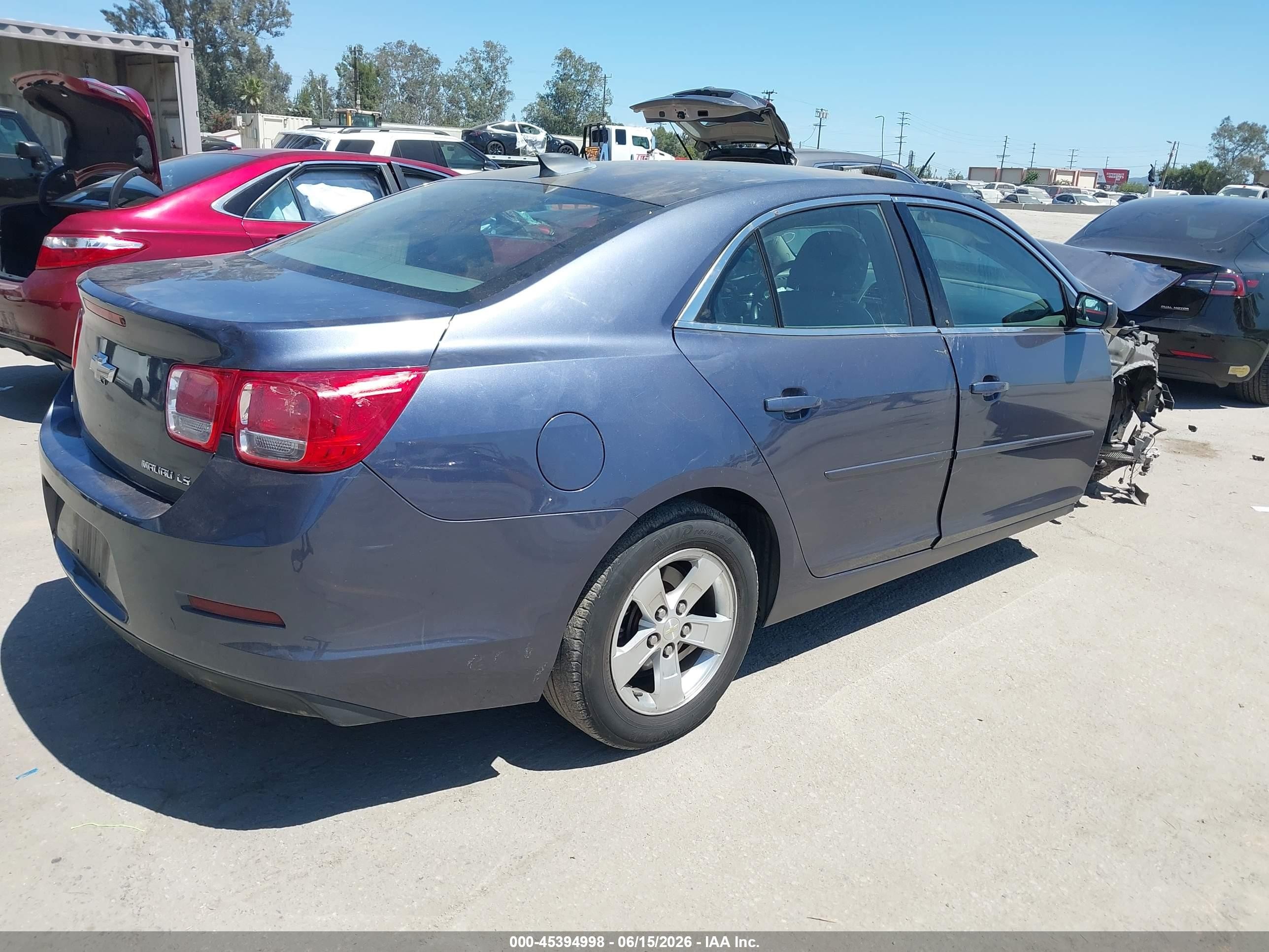2015 Chevrolet Malibu Ls Синий vin: 1G11B5SL9FF242626