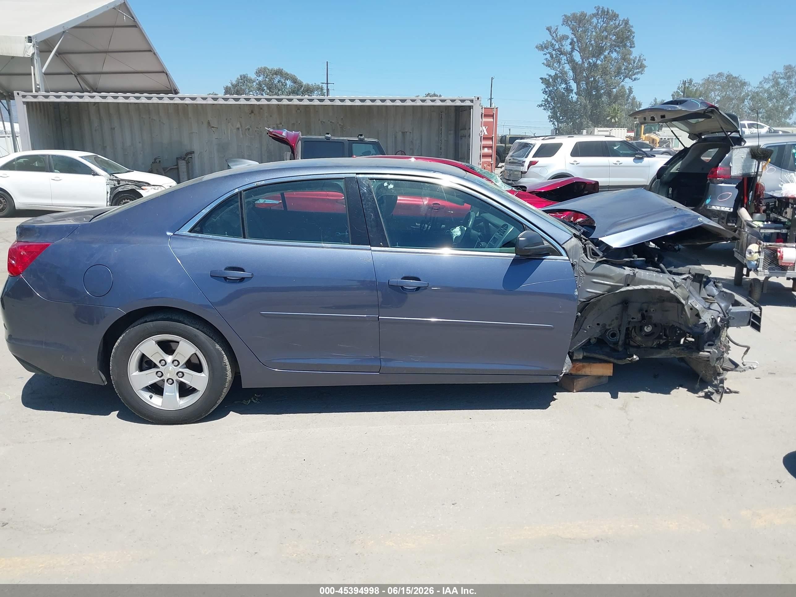 2015 Chevrolet Malibu Ls Синий vin: 1G11B5SL9FF242626