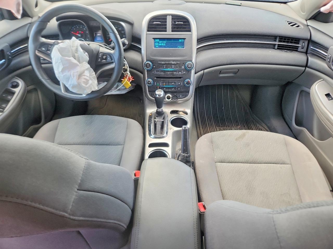 2015 Chevrolet Malibu Ls Синий vin: 1G11B5SL9FF259068