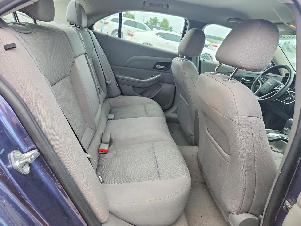 2015 Chevrolet Malibu Ls Blue vin: 1G11B5SL9FF310438
