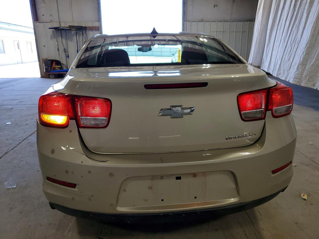 2014 Chevrolet Malibu Ls Tan vin: 1G11B5SLXEF111526