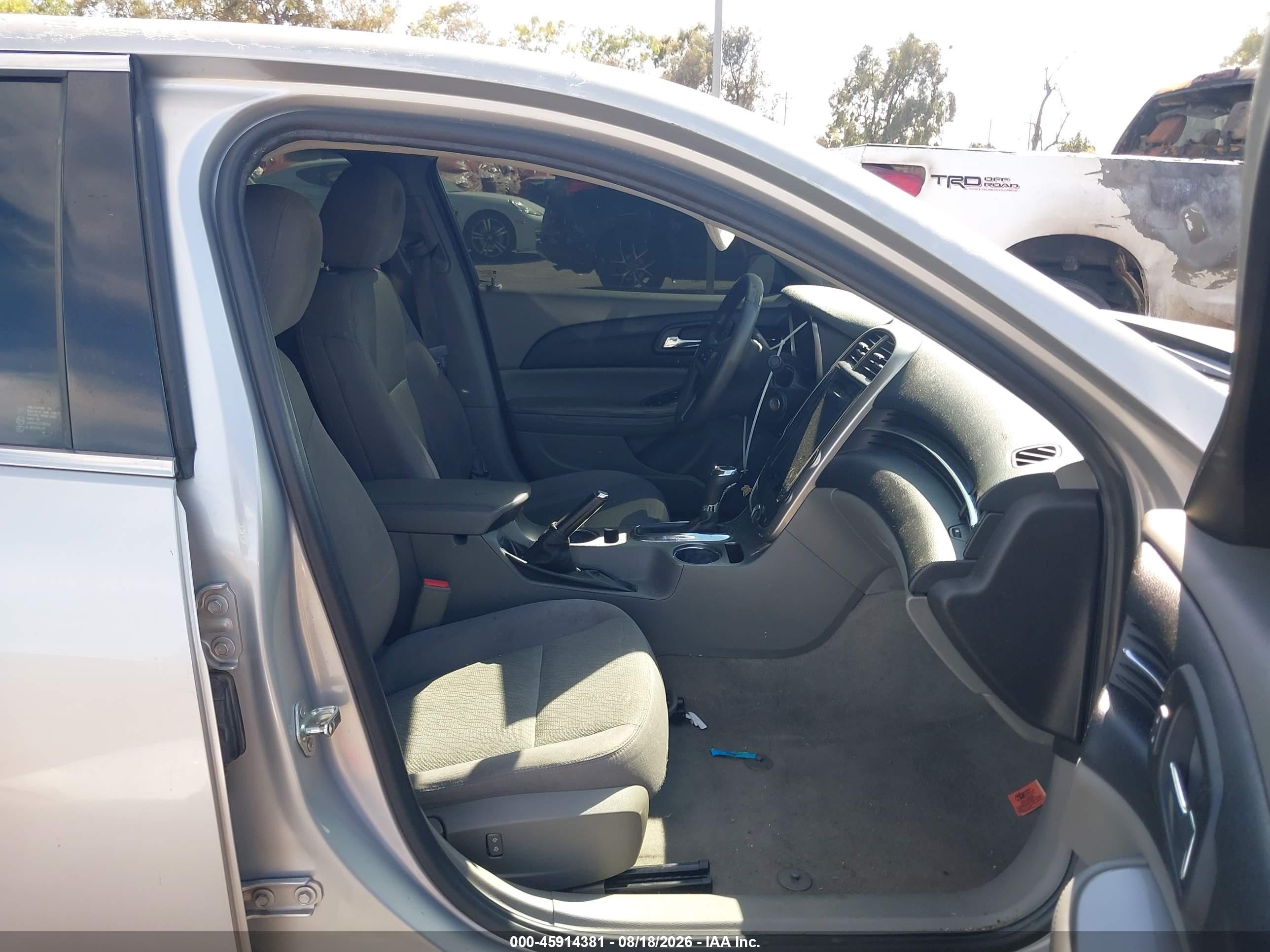 2014 Chevrolet Malibu 1ls Silver vin: 1G11B5SLXEF170561