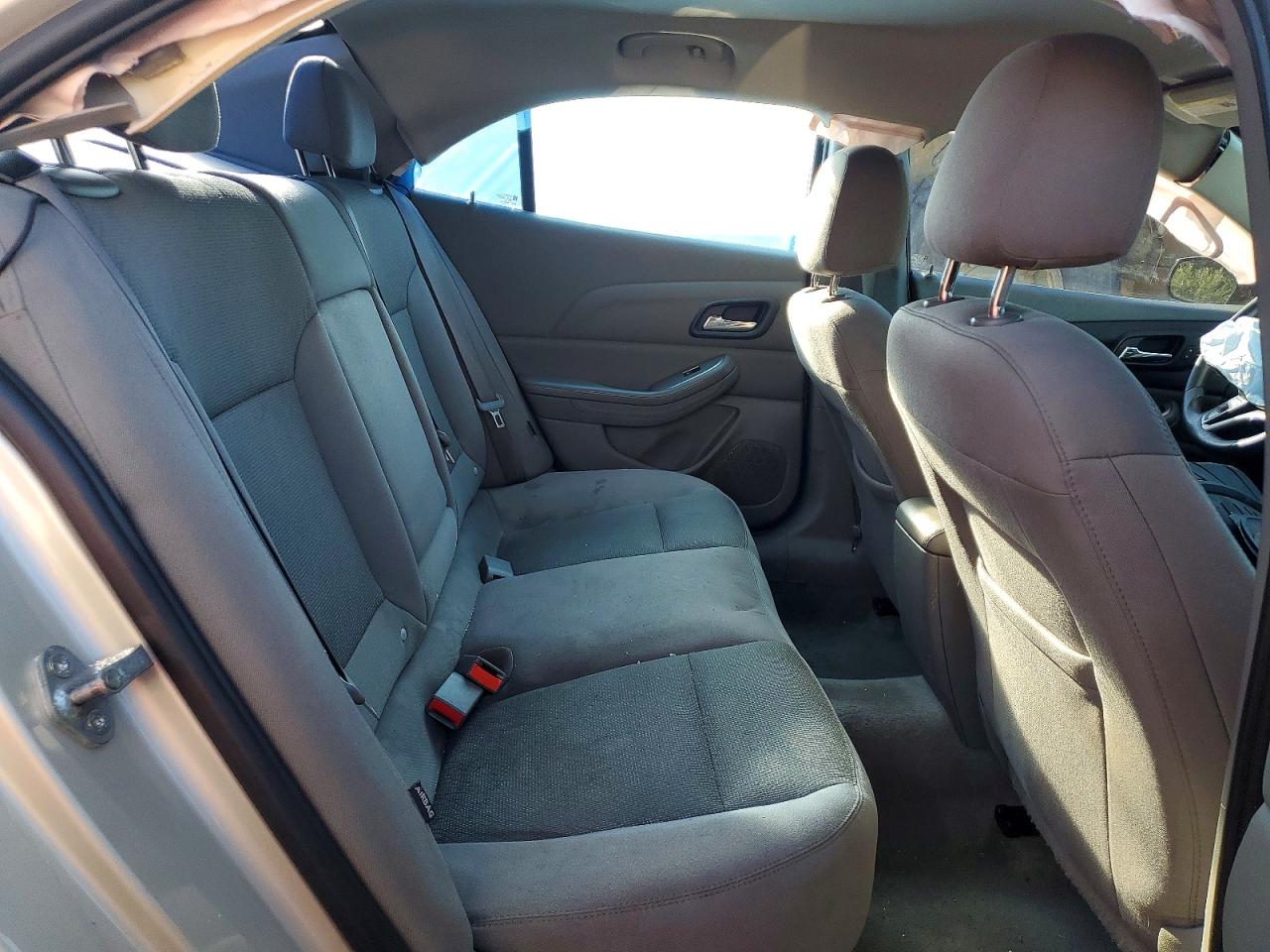 2014 Chevrolet Malibu Ls Желто-коричневый vin: 1G11B5SLXEF290005