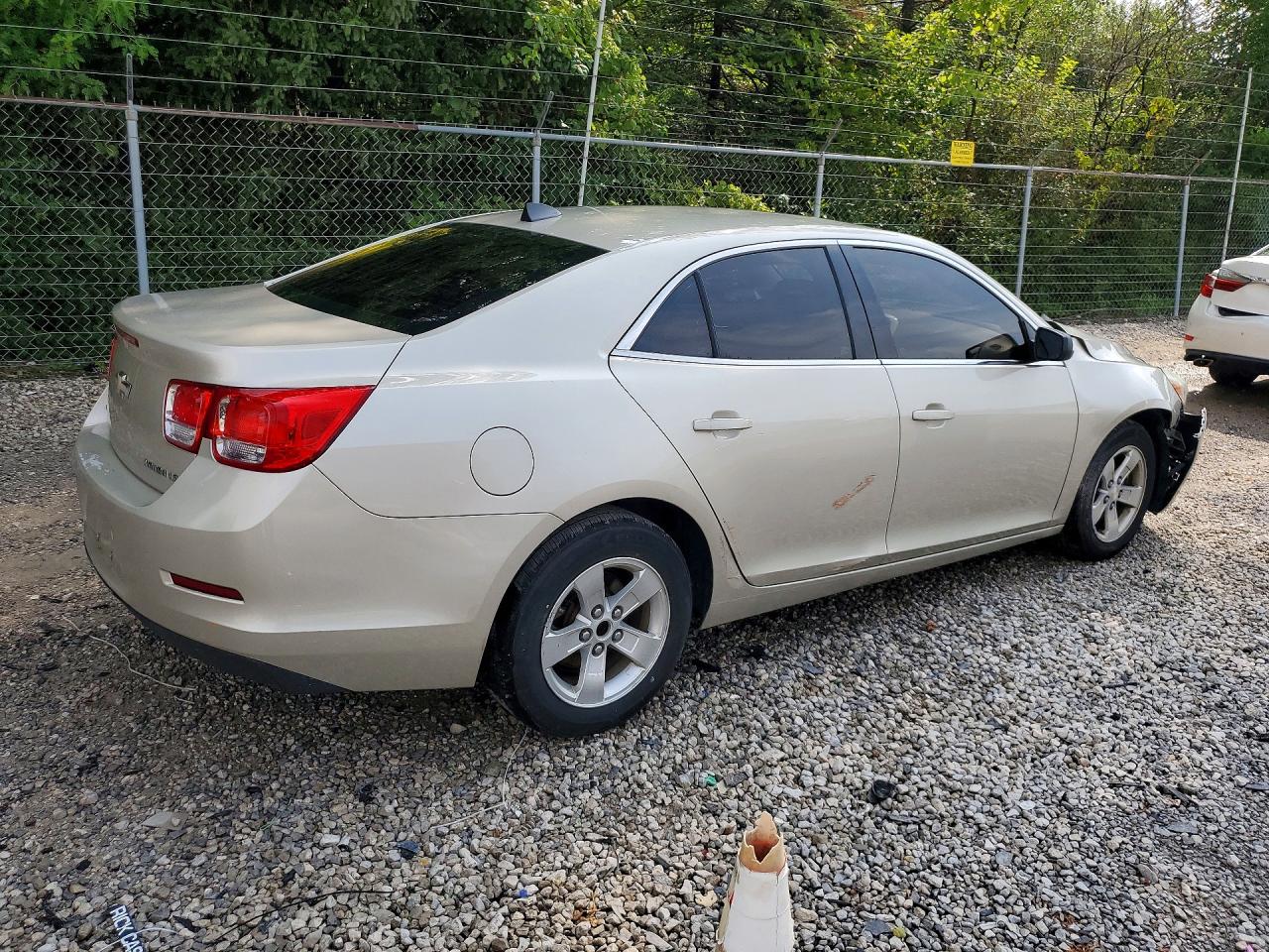 2014 Chevrolet Malibu Ls Beige vin: 1G11B5SLXEF291073