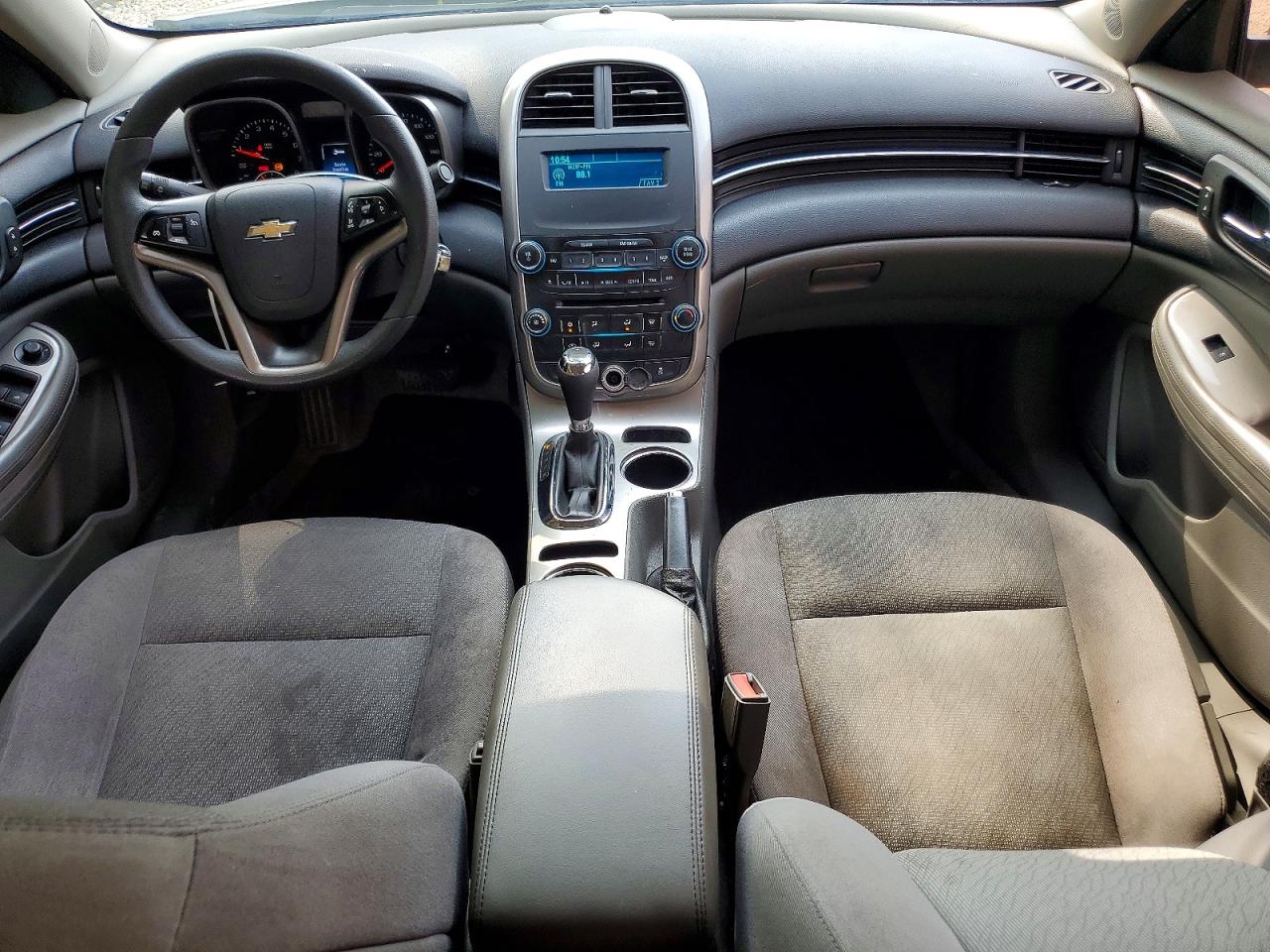 2014 Chevrolet Malibu Ls Beige vin: 1G11B5SLXEF291073
