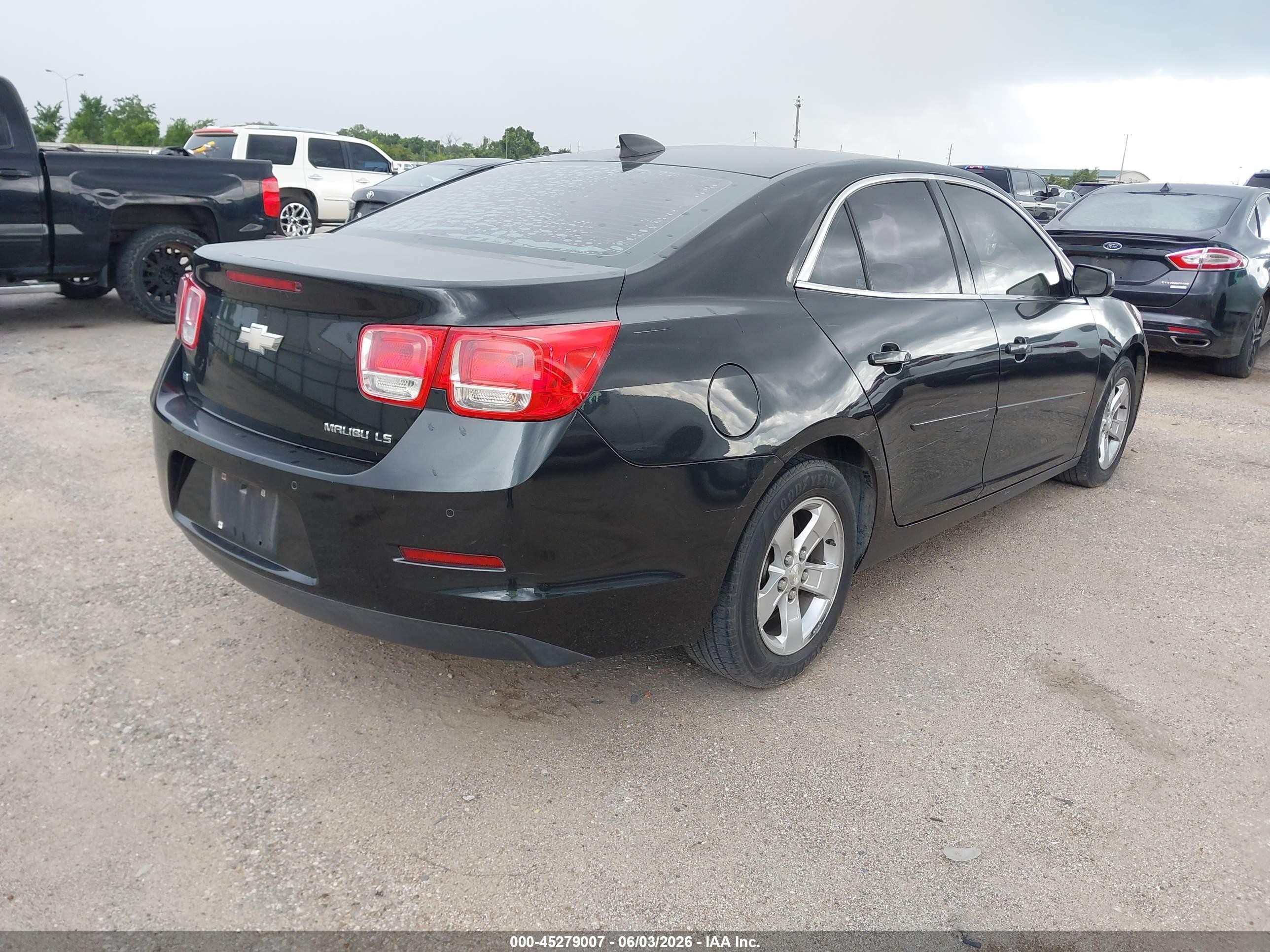 2015 Chevrolet Malibu Ls Black vin: 1G11B5SLXFF108031