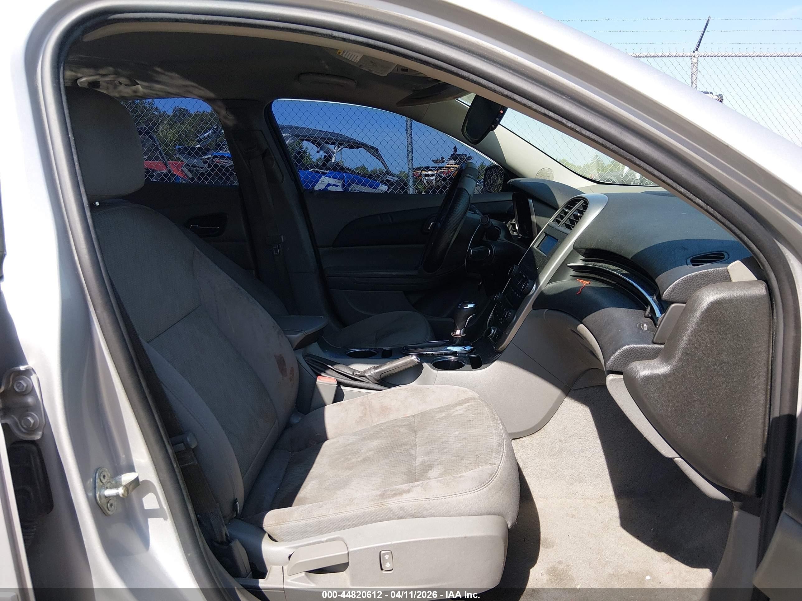 2015 Chevrolet Malibu Ls Gray vin: 1G11B5SLXFF108188