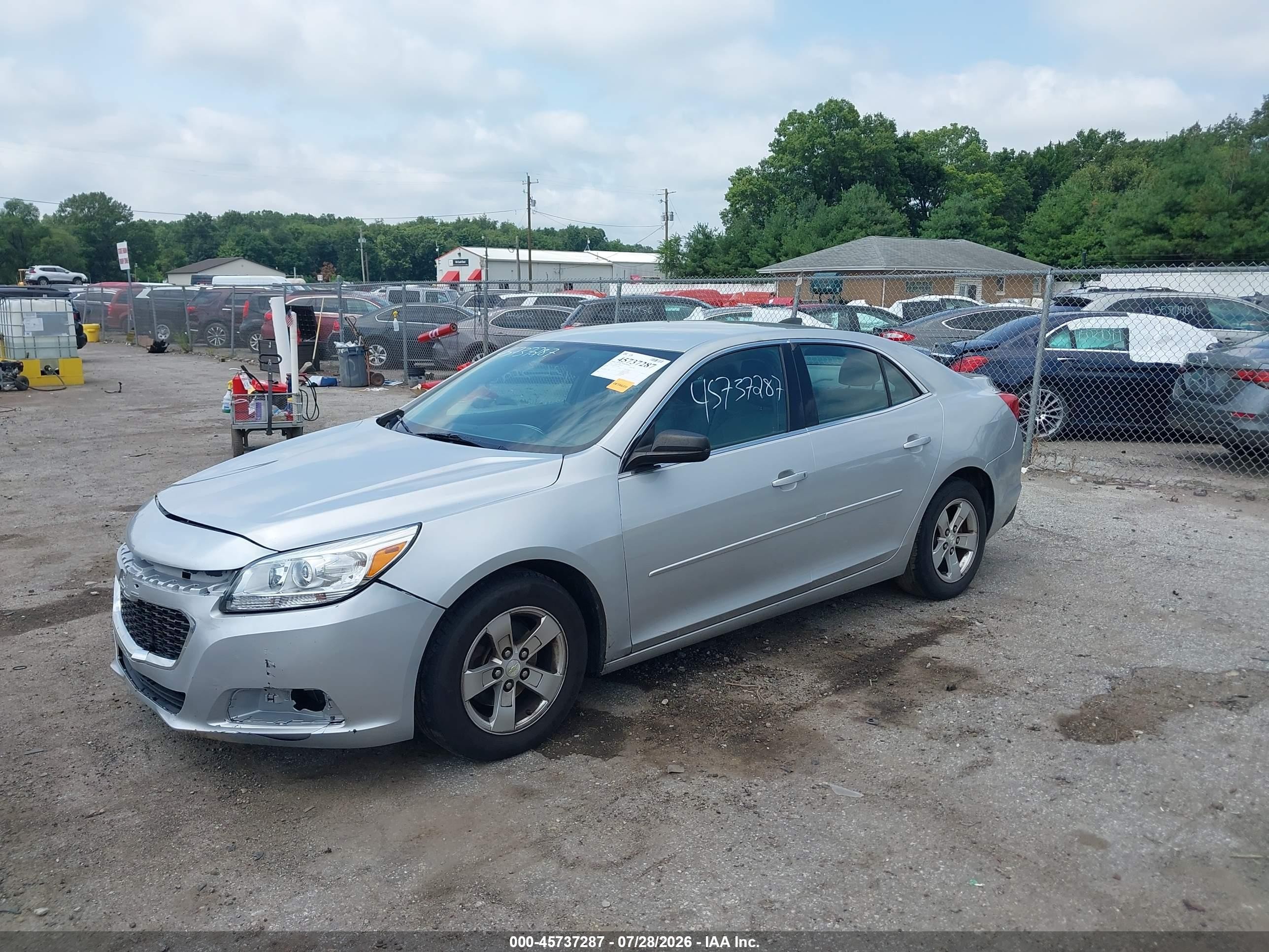 2015 Chevrolet Malibu Ls Серебряный vin: 1G11B5SLXFF114668