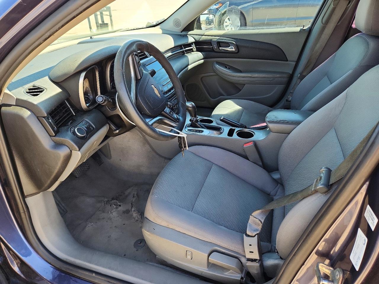 2015 Chevrolet Malibu Ls Blue vin: 1G11B5SLXFF150795
