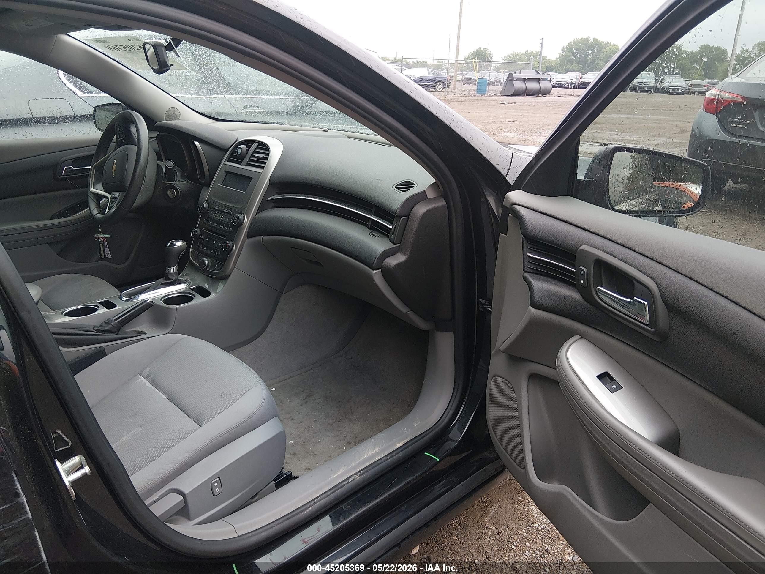 2015 Chevrolet Malibu Ls Черный vin: 1G11B5SLXFF209974