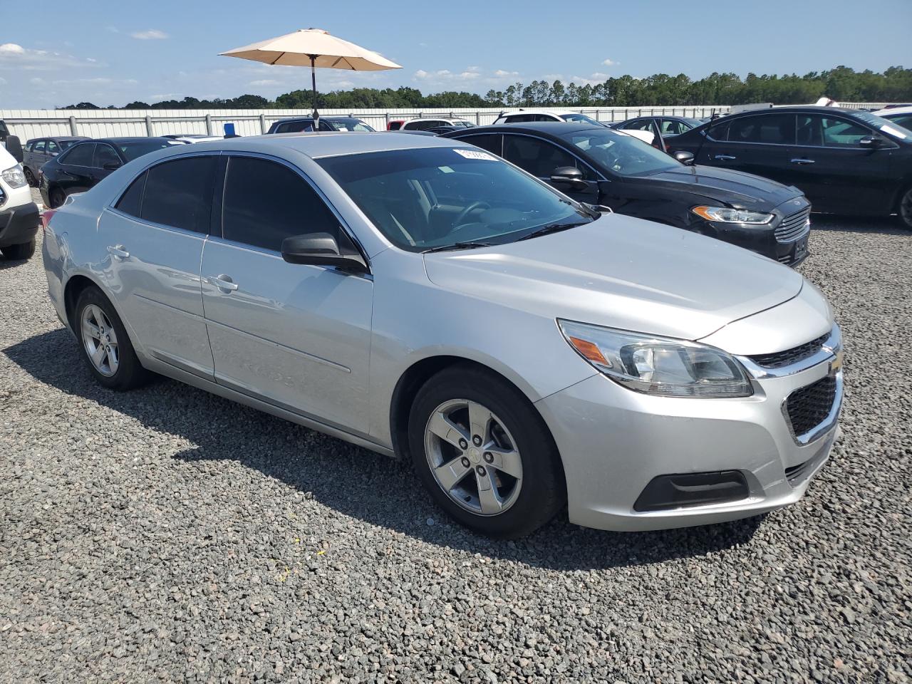 2015 Chevrolet Malibu Ls Серебряный vin: 1G11B5SLXFF298946