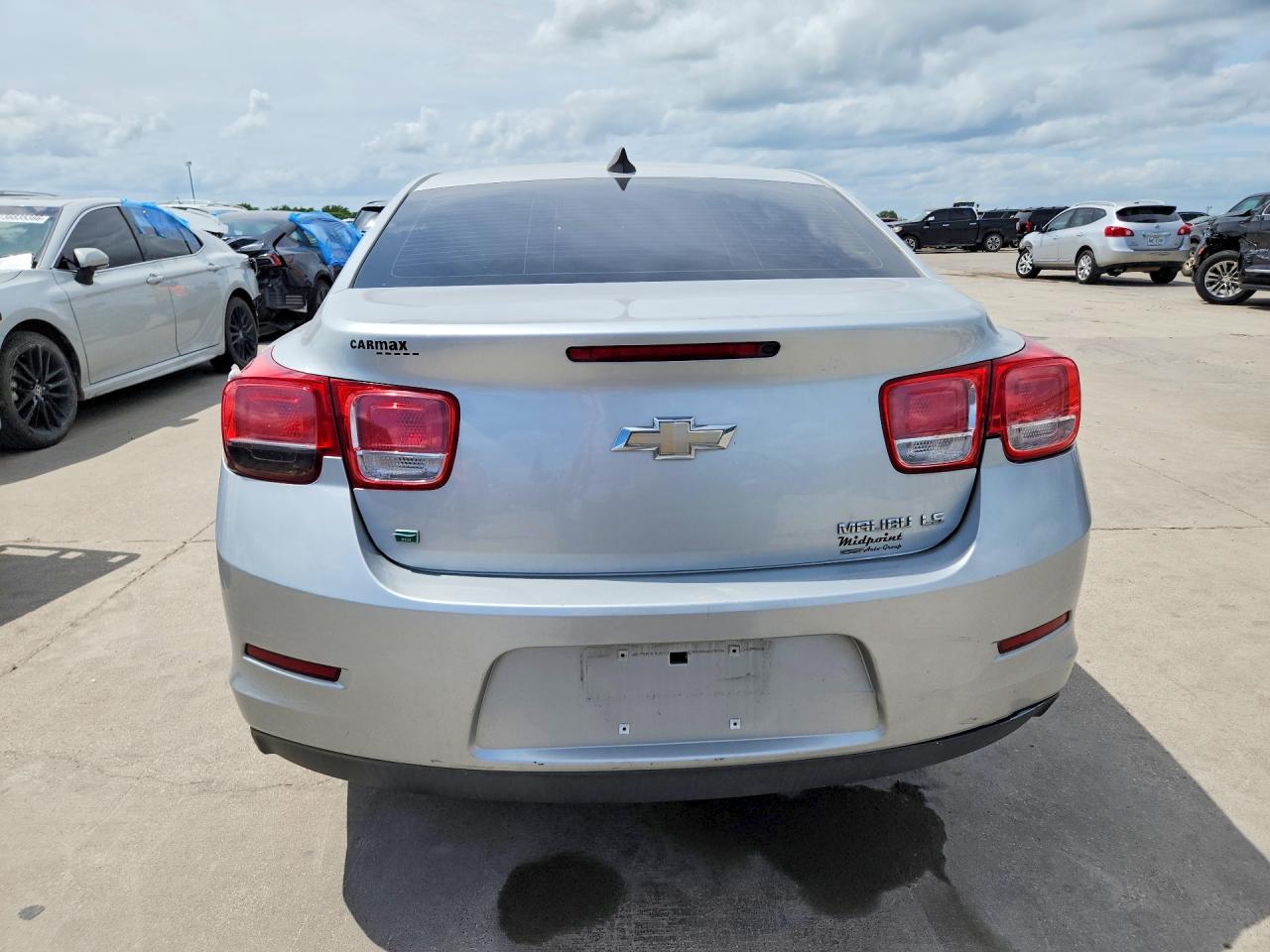 2015 Chevrolet Malibu Ls Silver vin: 1G11B5SLXFF310397