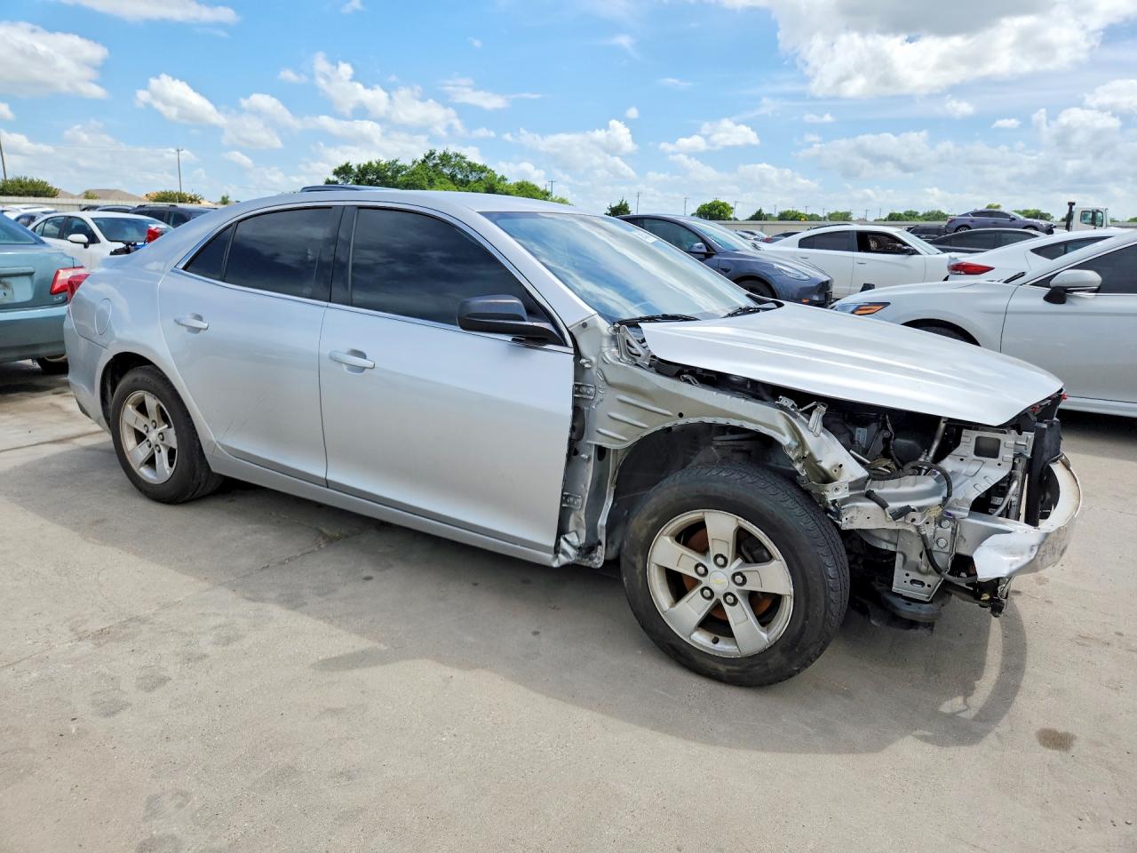 2015 Chevrolet Malibu Ls Silver vin: 1G11B5SLXFF310397