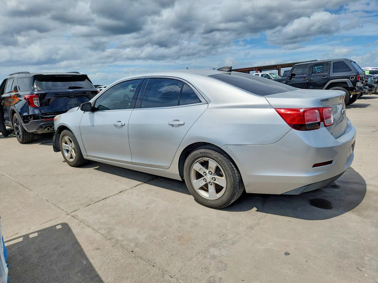2015 Chevrolet Malibu Ls Silver vin: 1G11B5SLXFF310397