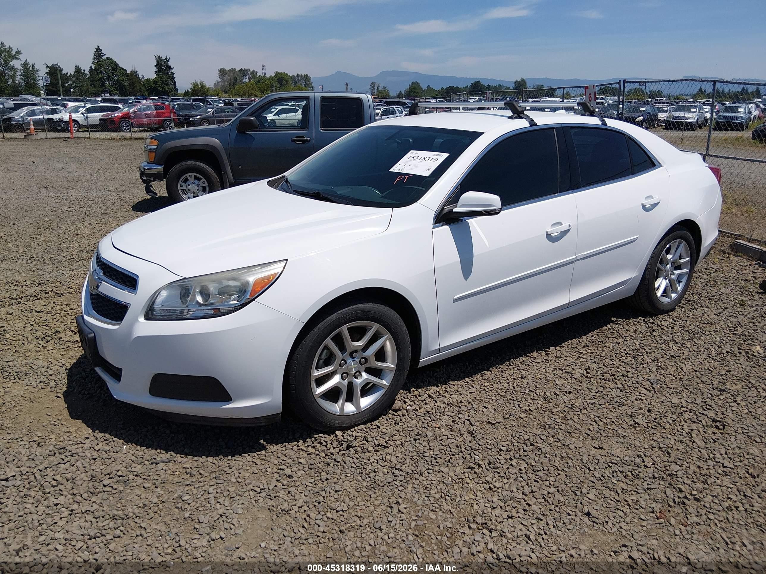 2013 Chevrolet Malibu 1lt White vin: 1G11C5SA0DF161250