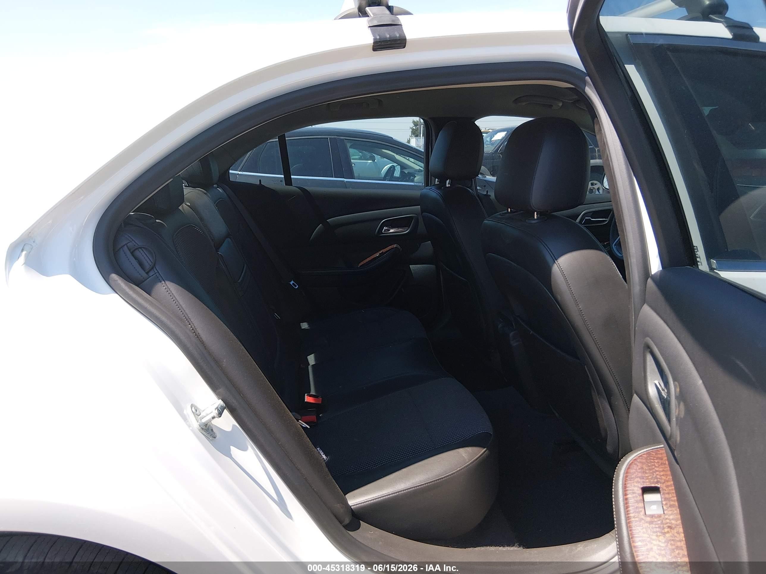 2013 Chevrolet Malibu 1lt White vin: 1G11C5SA0DF161250