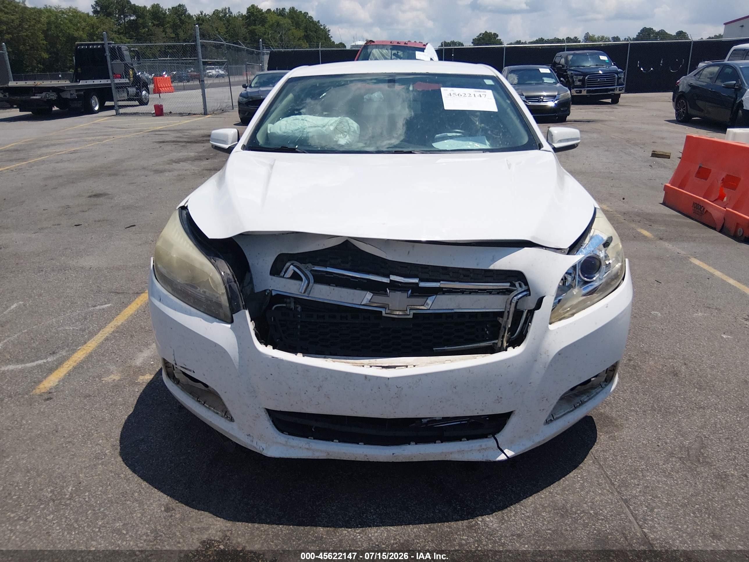 2013 Chevrolet Malibu 1lt Белый vin: 1G11C5SA0DF258075