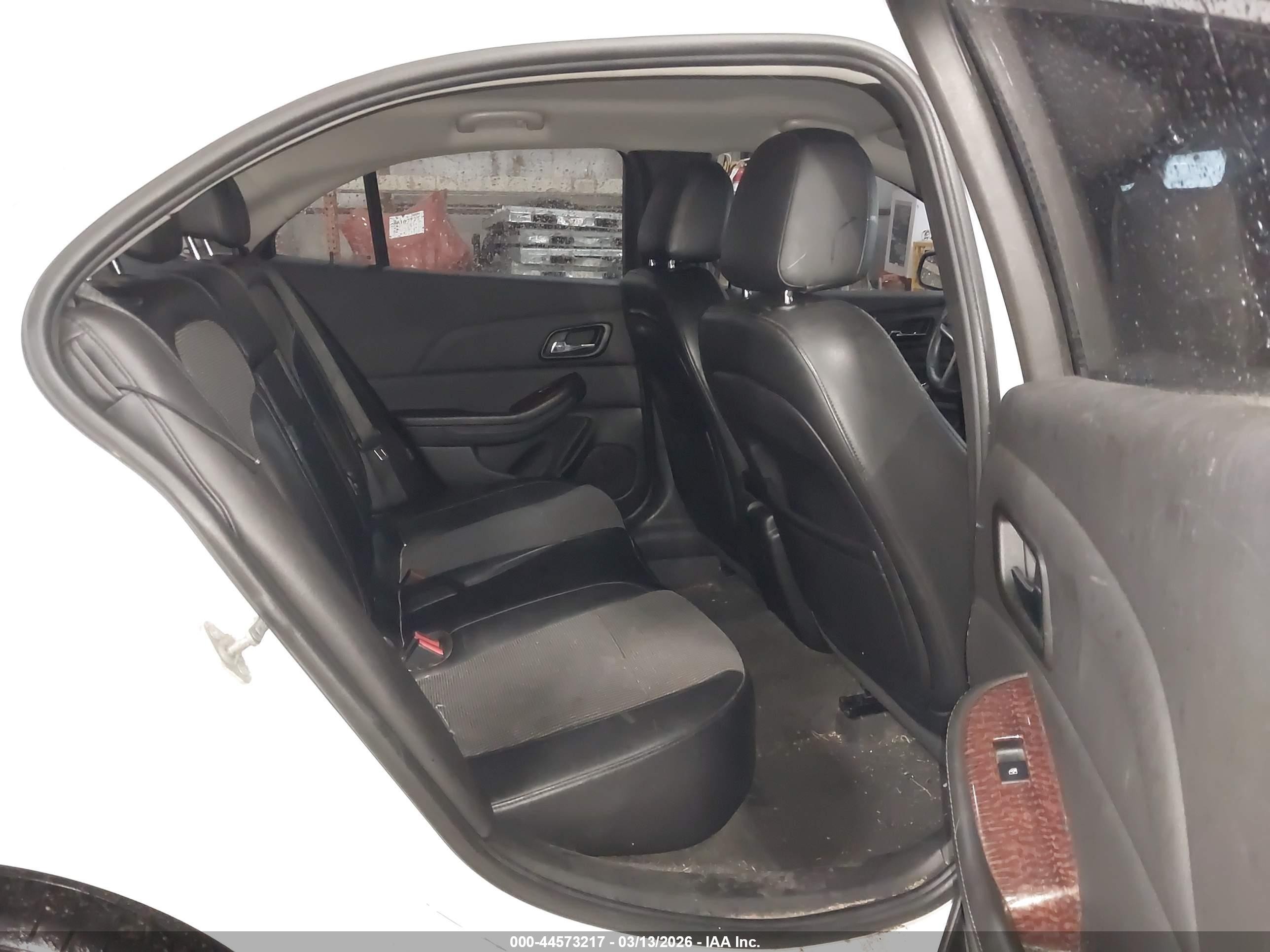 2013 Chevrolet Malibu 1lt White vin: 1G11C5SA1DF125194
